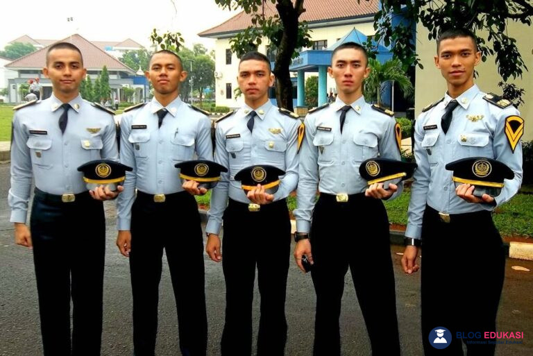 Sekolah Kedinasan yang Boleh Mata Minus Terbaru