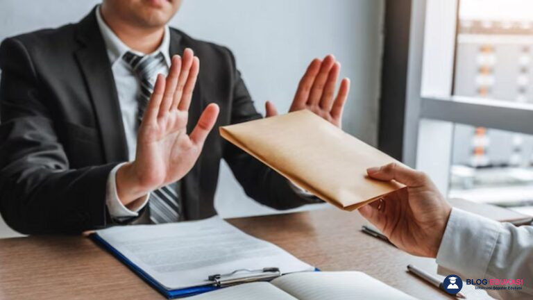 Mengapa Memberi Hadiah kepada Pejabat Pemerintah Dilarang?